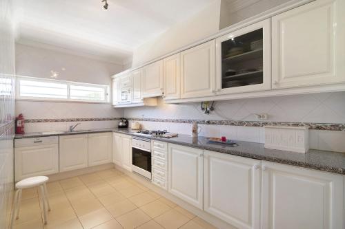 Yara Beach Apartments with Terrace