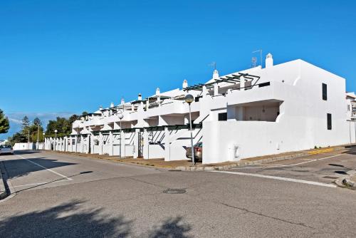 Aptº Atalaya, junto a la Playa