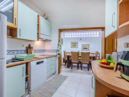 Apartment Ninho do Mar by Interhome