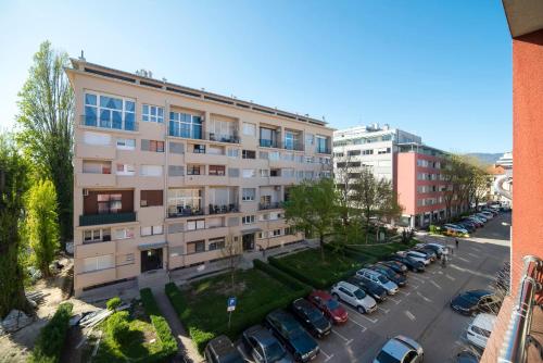 Atelier Residence Terrace & free Garage Parking