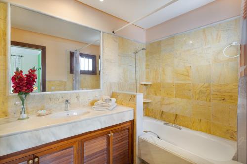 Villa Faro Park with private pool