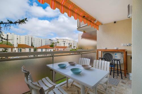 Juan-les-pins Vitoria Grand 2p