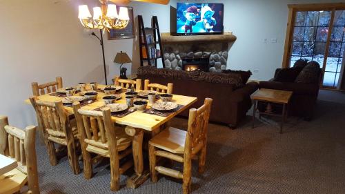 2BR Rustic Villa – Photos 2