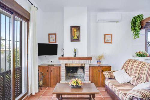 Casa Villanueva 4 - Sólo Familias