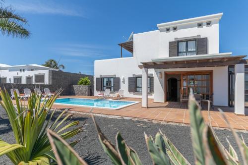 Villa Ambar