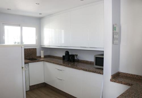 2 bedroom apartment Paradorares Ne