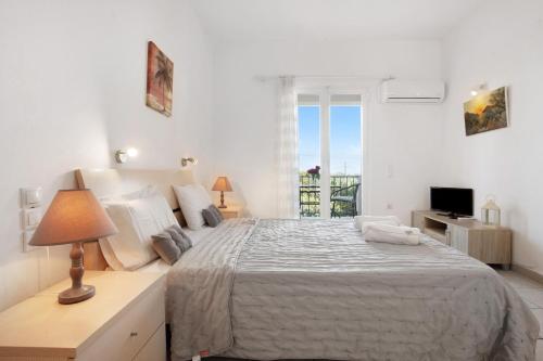 Yiannis Studio 5