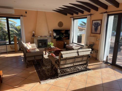 Villa Balcon al Mar