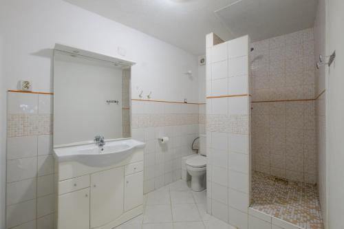 Баня в Appartement Falicon