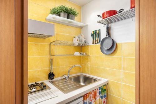 Santa Maria Maggiore Apartment - Monti District by RHR