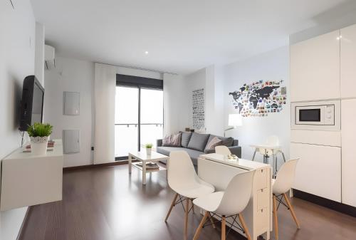 Quiet Apartment In The Historical