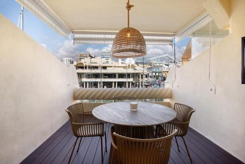 Puerto Marina Luxury Studio