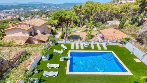 Costacabana - Villa Maribel