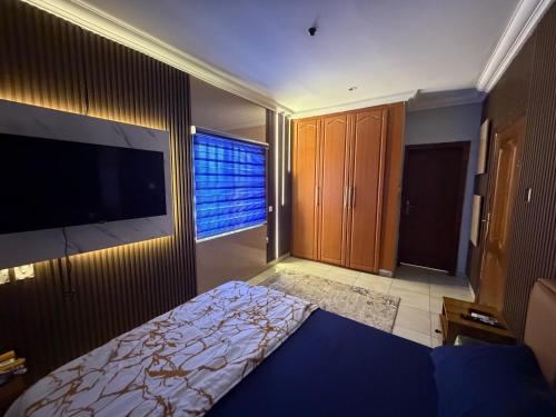 เตียงในห้องที่ Max Court