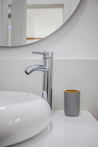Cozy & new studio apartment next to Turia Gardens