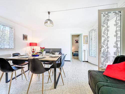 Apartment Le Mehari by Interhome