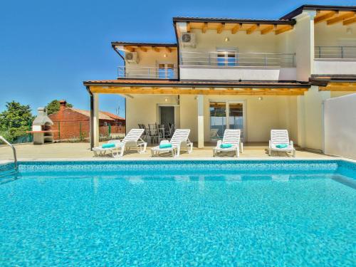 Holiday Home Mare by Interhome