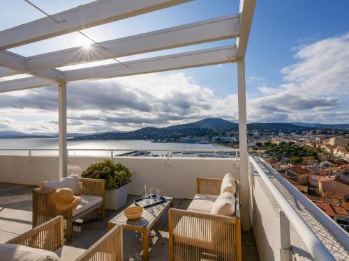 Apartment Le Palais de la Mer-3 by Interhome