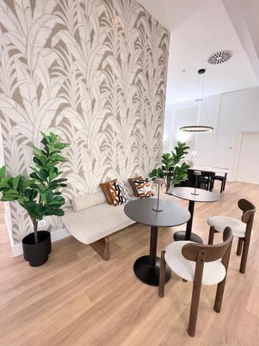 Valencia City Apartment with Gym Pool Free Parking TheHavenEscape