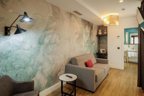 San Pablo Suites