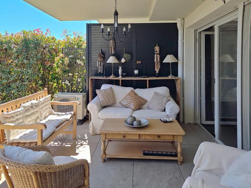 Apartment Golfe Horizon-4 by Interhome