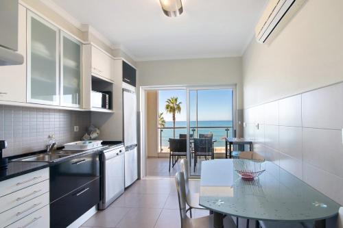 Quarteira Modern Flat