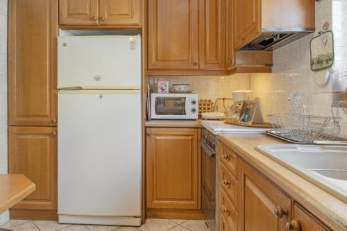 Athens Seaside Apartment
