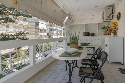 Athens Seaside Apartment