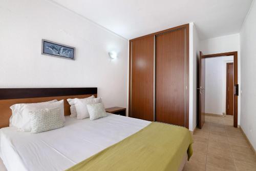 Gabriel 5G,vista mar, com piscina