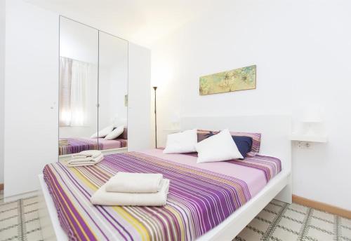 3 bedroom apartment next to Plaza