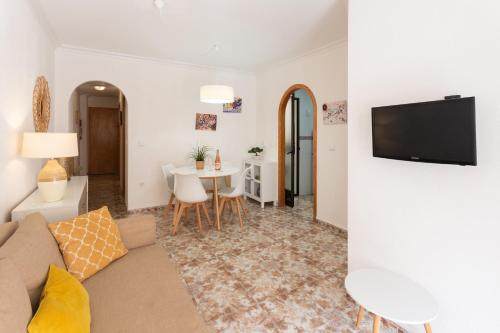 Apartment 50 meters from the beach