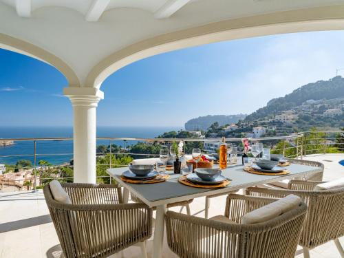 Villa Tintorera Mar Azul by Interhome