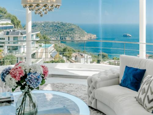 Villa Tintorera Mar Azul by Interhome