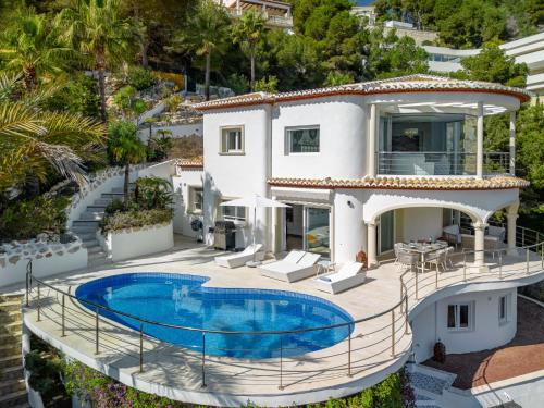 Villa Tintorera Mar Azul by Interhome