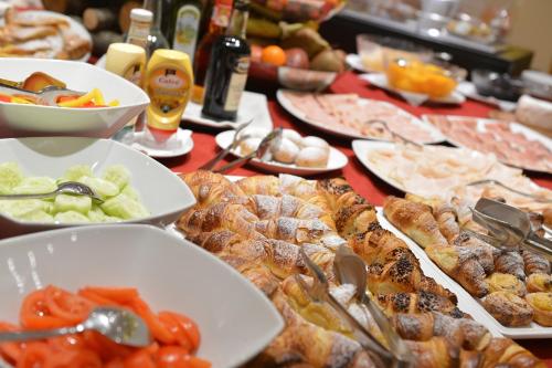 Jídlo v hotelu nebo okolí