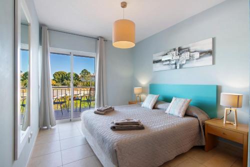 Costa Cabanas 56