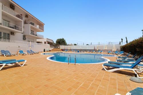 Costa Cabanas 56