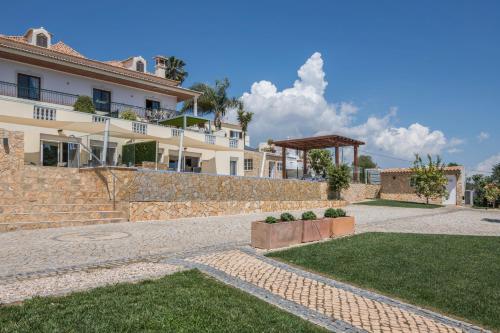 Cabana Gardenhouse