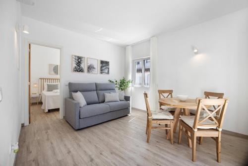 Old Town Apartments Sea View