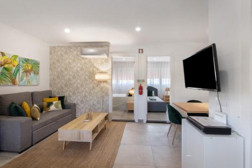 Stunning Modern Apartment In Oura