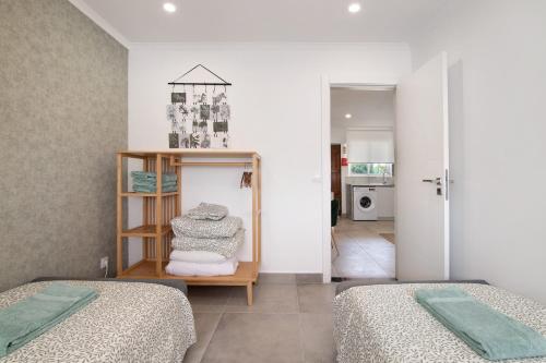 Stunning Modern Apartment In Oura
