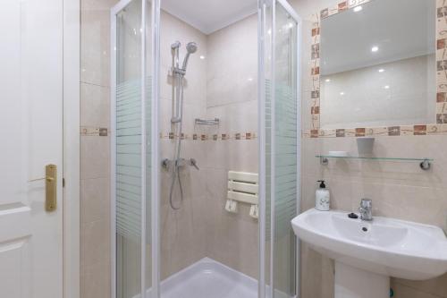 Sunny one bedroom apartment