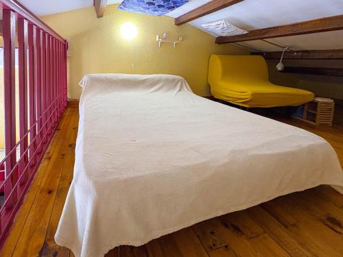 Loft Vue Mer avec Terrasse Privée — Quartier Port Vauban, Antibes | 2 min Gare | Plages à pied photo 3