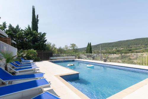 Appartement N°2 - Piscine Partagée
