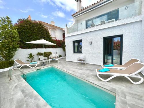 Wonderful House by the sea