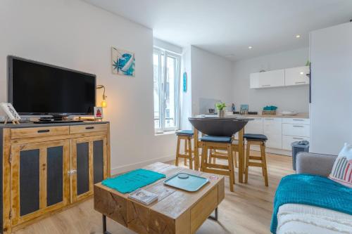 Lumineux appartement 150m de la mer