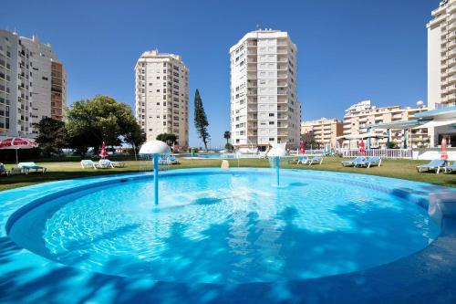 Camões 13F, com piscina