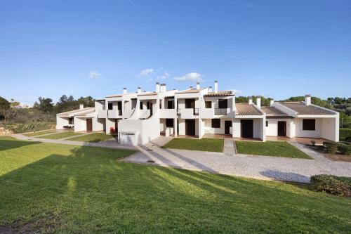Duo Village