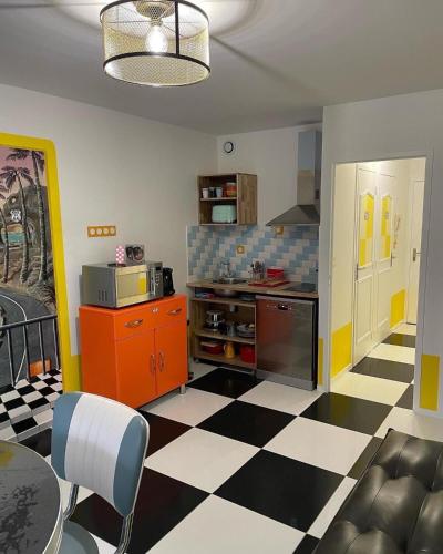 Зображення з фотогалереї помешкання Studio Sixties у місті Сен-Жорж-де-Дідонн