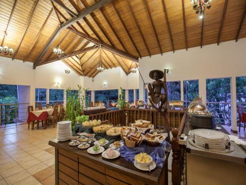 Jídlo v hotelu nebo okolí